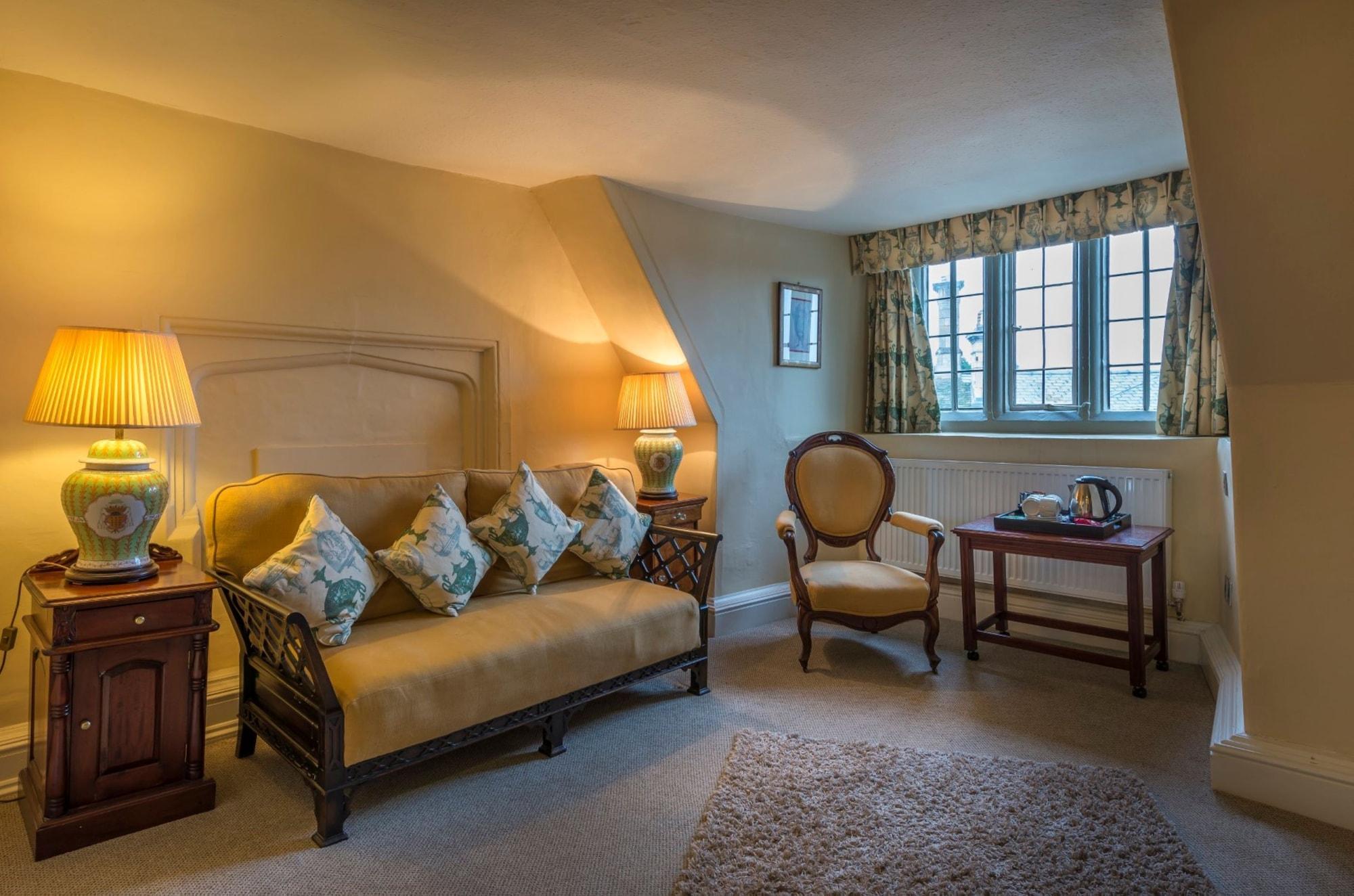 The Talbot Hotel, Oundle , Near Peterborough Exteriör bild