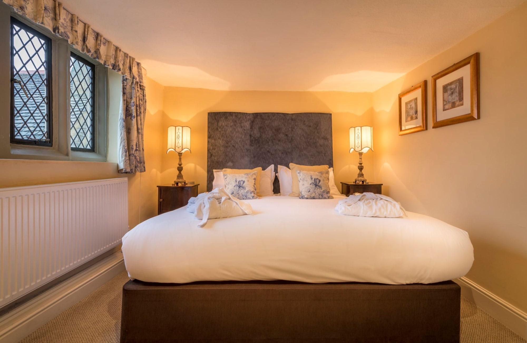 The Talbot Hotel, Oundle , Near Peterborough Exteriör bild