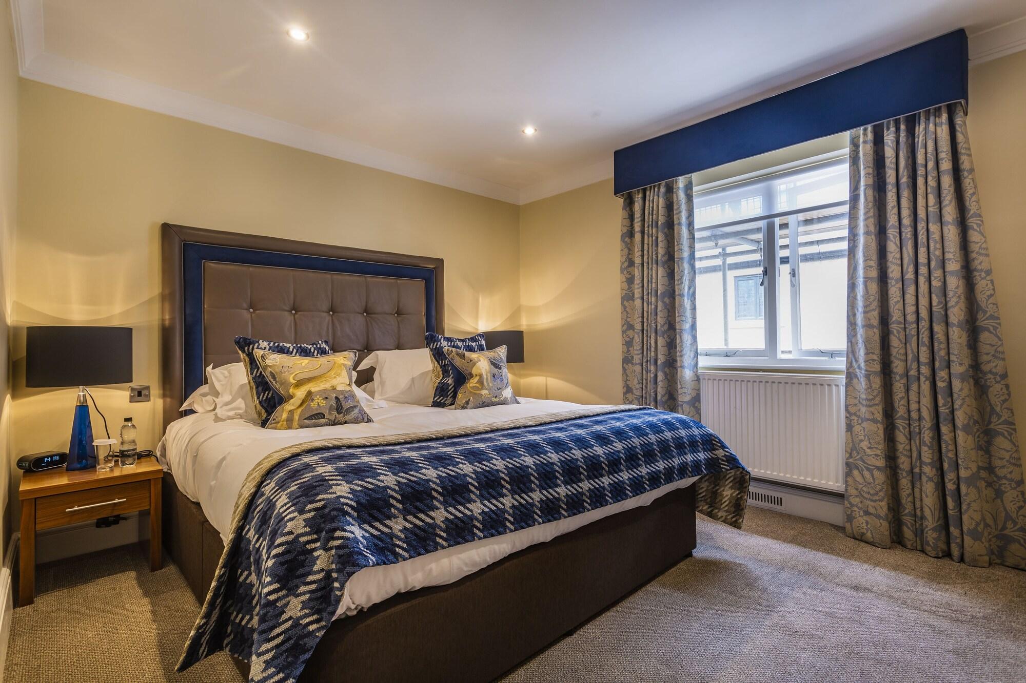 The Talbot Hotel, Oundle , Near Peterborough Exteriör bild