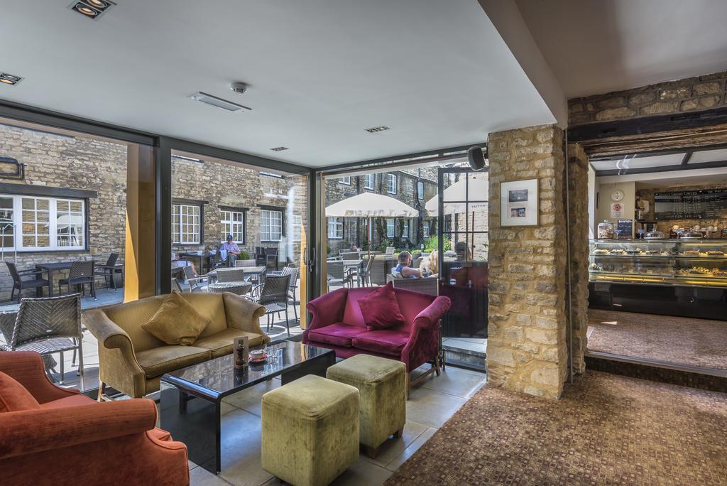 The Talbot Hotel, Oundle , Near Peterborough Exteriör bild